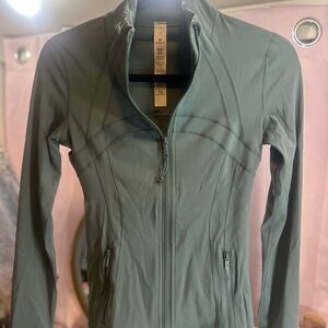 Lululemon Teal/Green Jacket